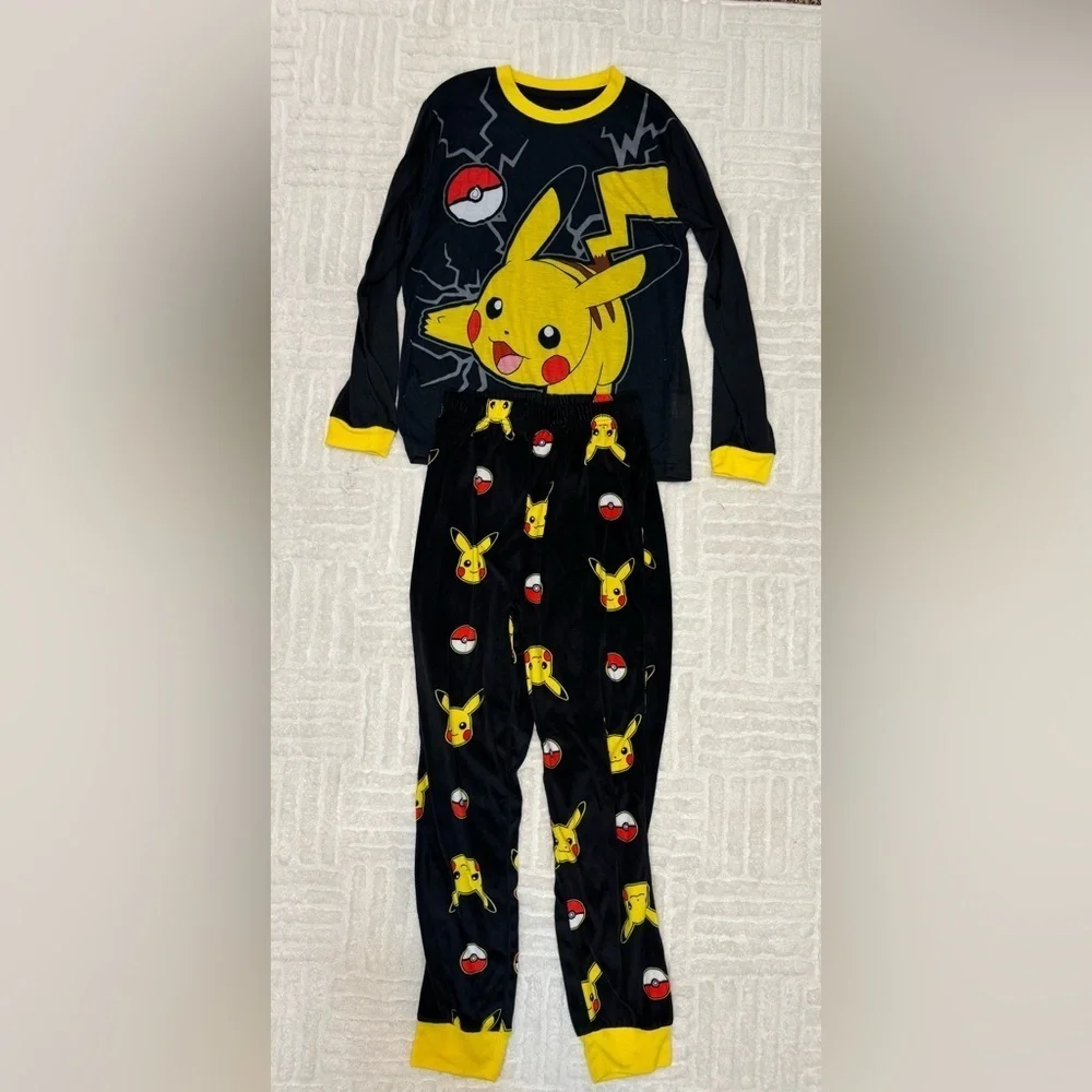 Pokémon Pikachu Long Sleeve Pajama Set- 10 / 12